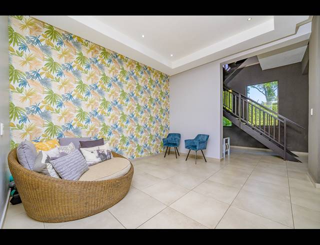 4 BEDROOM HOUSE FOR SALE IN SHEFFIELD BEACH
